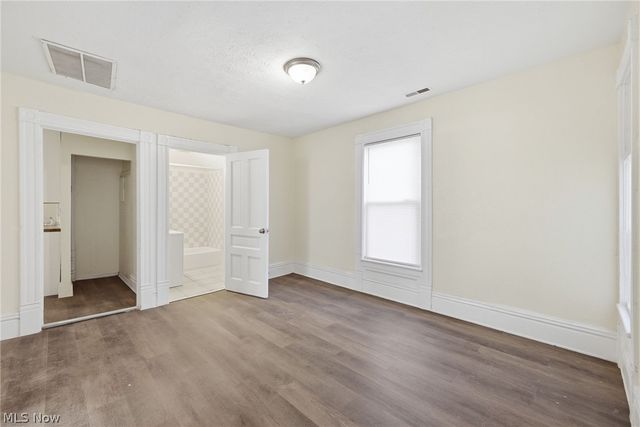 1978 W 93rd Street, Cleveland, OH 44102