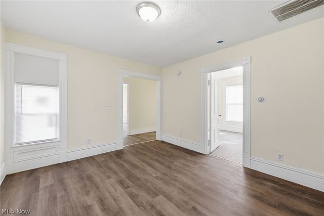 1978 W 93rd Street, Cleveland, OH 44102