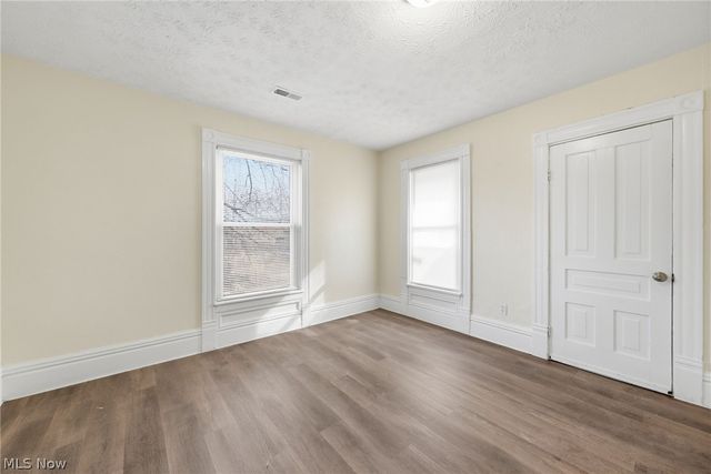 1978 W 93rd Street, Cleveland, OH 44102