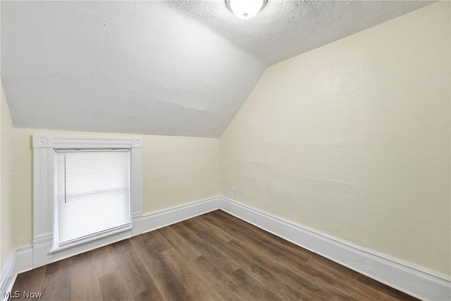 1978 W 93rd Street, Cleveland, OH 44102