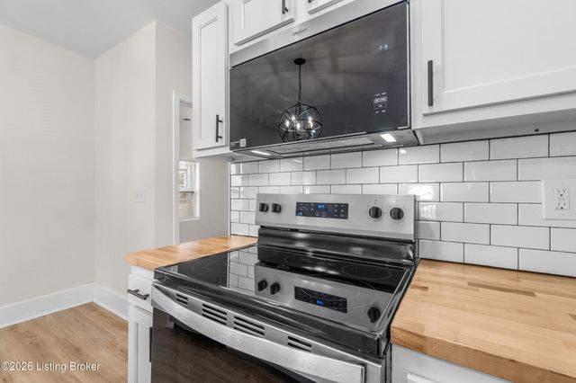 3328 Hale Ave, Louisville, KY 40211