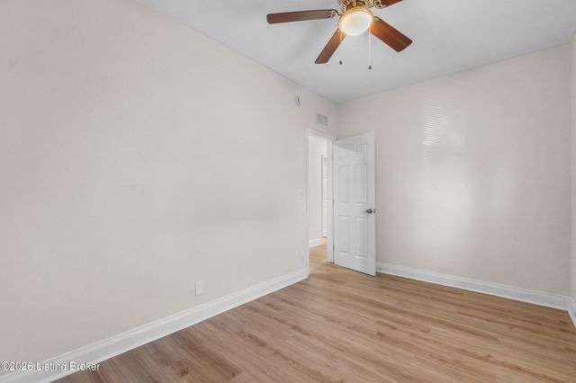 3328 Hale Ave, Louisville, KY 40211