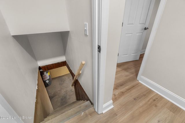 3328 Hale Ave, Louisville, KY 40211