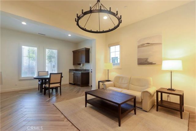 105 Iron, Irvine, CA 92618