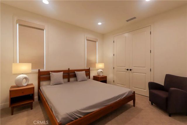 105 Iron, Irvine, CA 92618