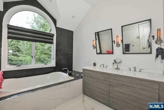 357 Tom Hunter Road, Fort Lee, NJ 07024