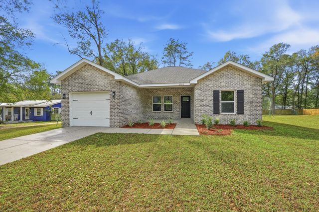 2588 Kingston Road, Crestview, FL 32536