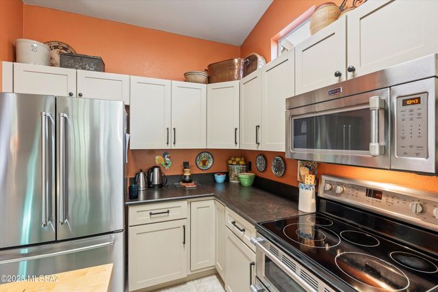 9567 N Antler Ridge Drive, Tucson, AZ 85743