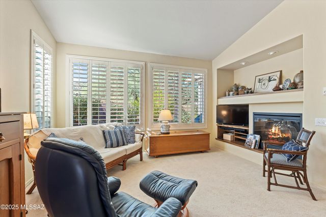 9567 N Antler Ridge Drive, Tucson, AZ 85743