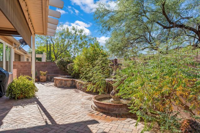 9567 N Antler Ridge Drive, Tucson, AZ 85743