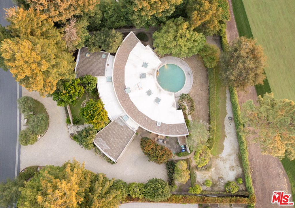 Image 21 of property listing at 2141 Ten Acre Road, Santa Barbara, CA 93108