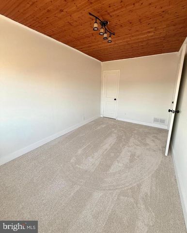 417 TORNER RD, Baltimore, MD 21221