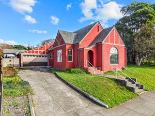 2303 Union Street, Eureka, CA 95501