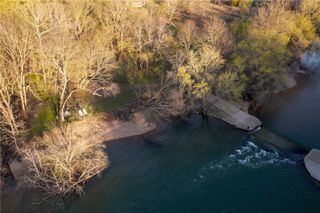 Highway 221, Eureka Springs, AR 72616
