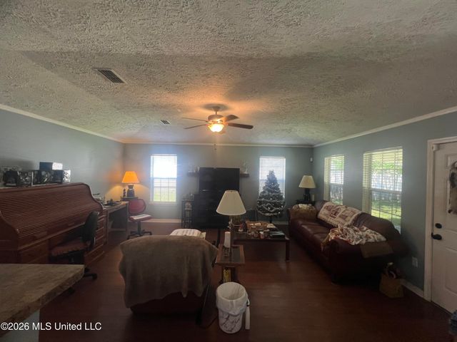 16317 Greenglade Drive, Gulfport, MS 39503