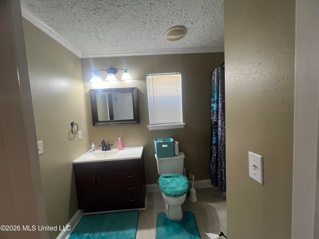 16317 Greenglade Drive, Gulfport, MS 39503