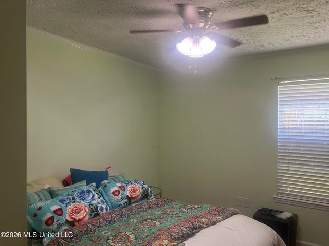 16317 Greenglade Drive, Gulfport, MS 39503