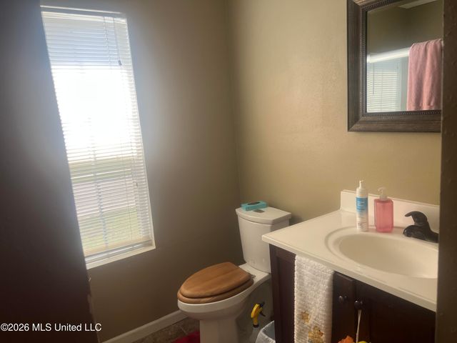 16317 Greenglade Drive, Gulfport, MS 39503