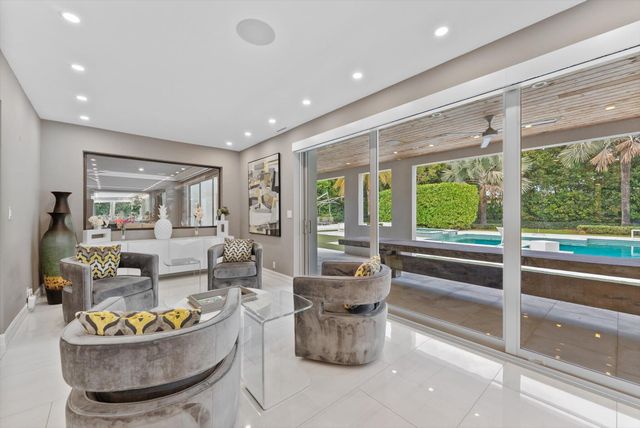 17552 Fieldbrook Circle E, Boca Raton, FL 33496