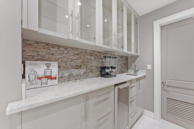 17552 Fieldbrook Circle E, Boca Raton, FL 33496