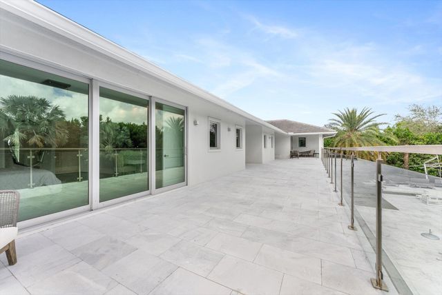 17552 Fieldbrook Circle E, Boca Raton, FL 33496