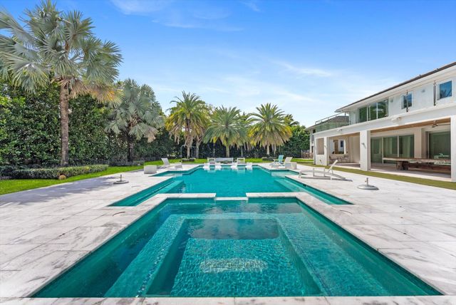 17552 Fieldbrook Circle E, Boca Raton, FL 33496