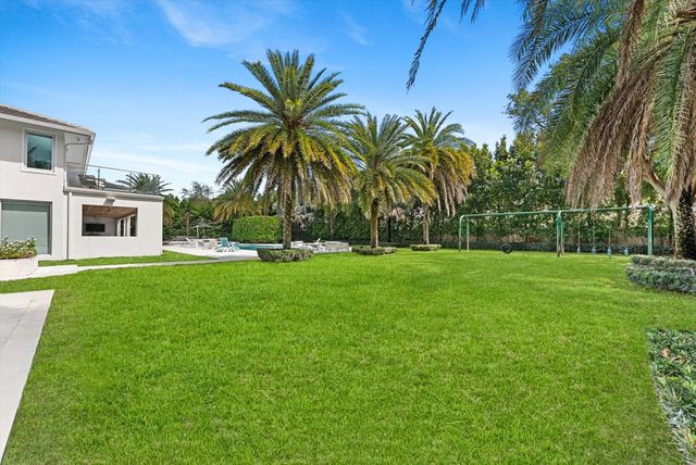 17552 Fieldbrook Circle E, Boca Raton, FL 33496