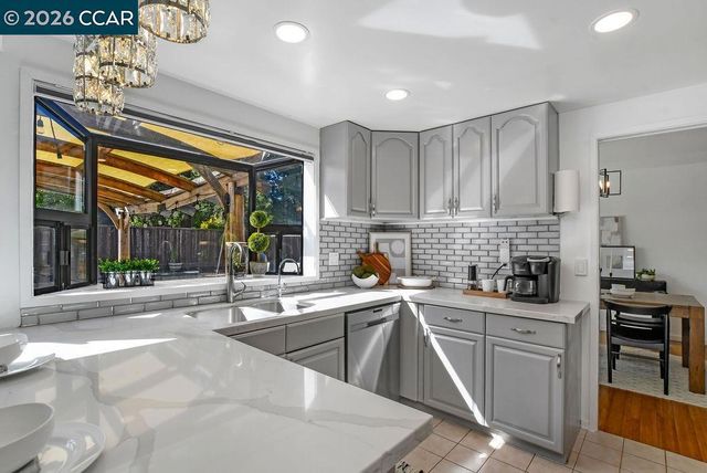 1154 Breckenridge Court, Martinez, CA 94553