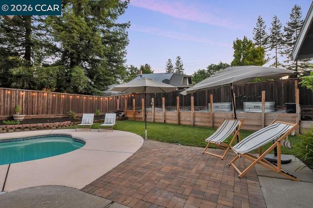 1154 Breckenridge Court, Martinez, CA 94553