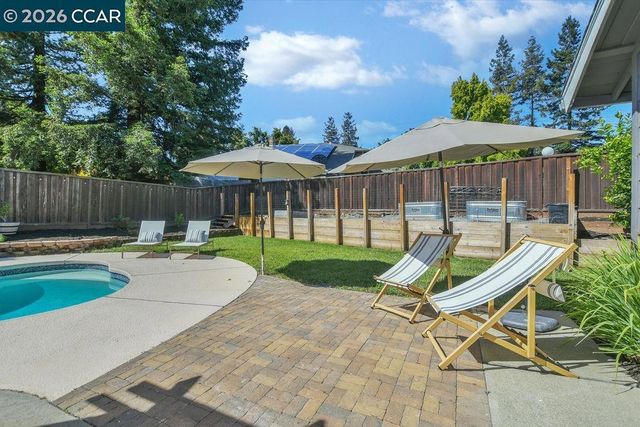 1154 Breckenridge Court, Martinez, CA 94553