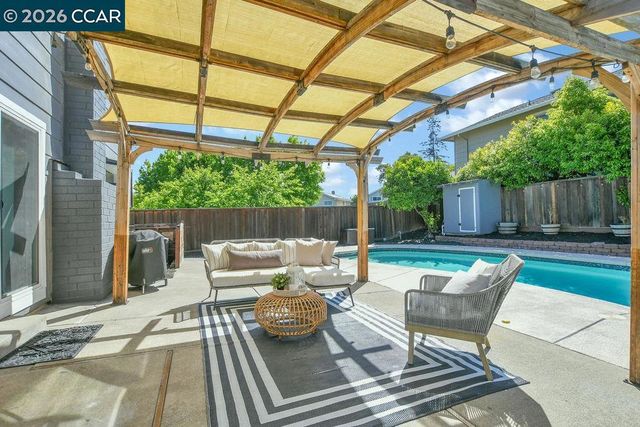 1154 Breckenridge Court, Martinez, CA 94553