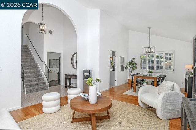 1154 Breckenridge Court, Martinez, CA 94553