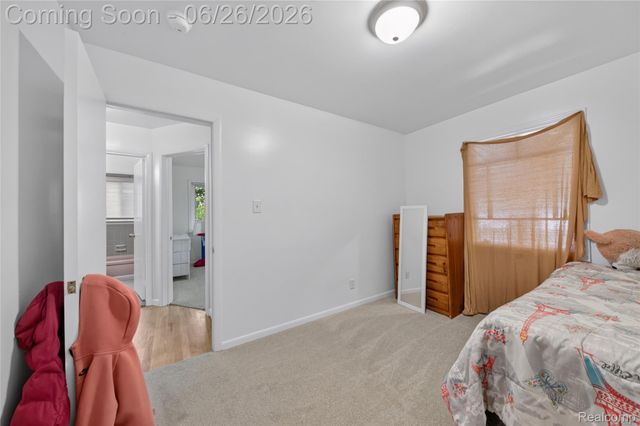 18270 Ash Avenue, Eastpointe, MI 48021