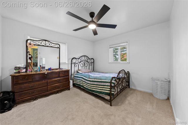 18270 Ash Avenue, Eastpointe, MI 48021