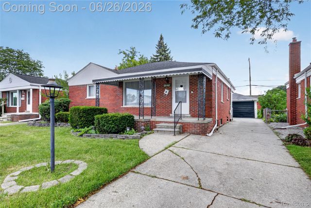 18270 Ash Avenue, Eastpointe, MI 48021