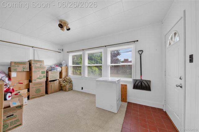 18270 Ash Avenue, Eastpointe, MI 48021