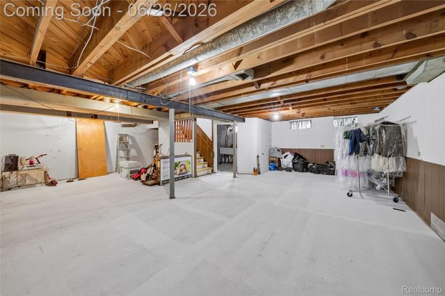 18270 Ash Avenue, Eastpointe, MI 48021