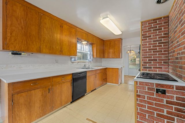 1021 NW Conklin Avenue, Grants Pass, OR 97526