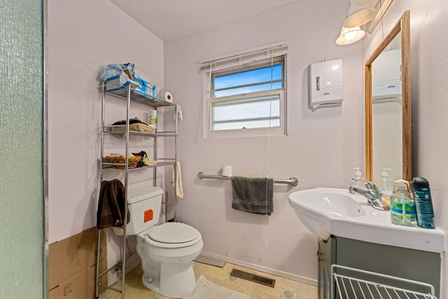 1021 NW Conklin Avenue, Grants Pass, OR 97526