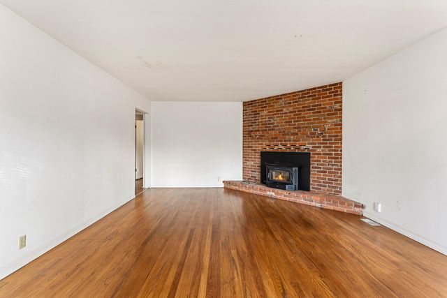 1021 NW Conklin Avenue, Grants Pass, OR 97526