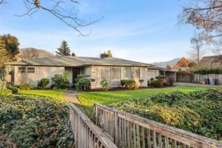 1021 NW Conklin Avenue, Grants Pass, OR 97526