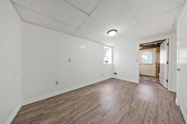 7433 Acorn Drive, Newburgh, IN 47630