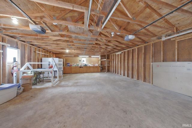 7433 Acorn Drive, Newburgh, IN 47630