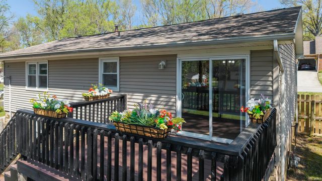 7433 Acorn Drive, Newburgh, IN 47630