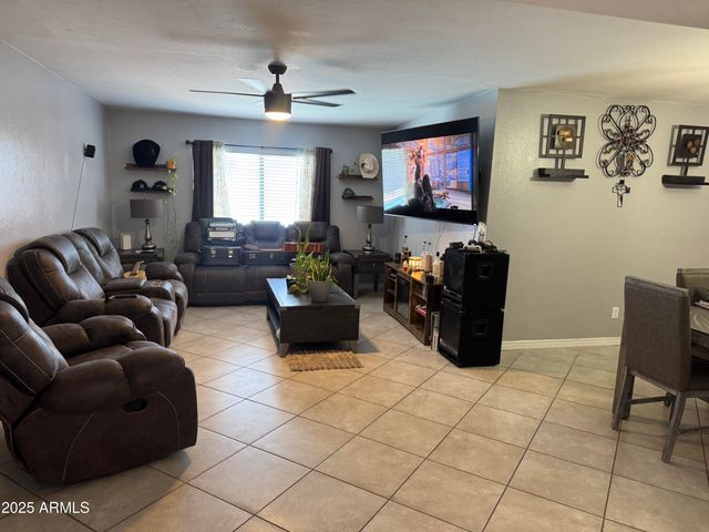 1531 W NARANJA Avenue, Mesa, AZ 85202