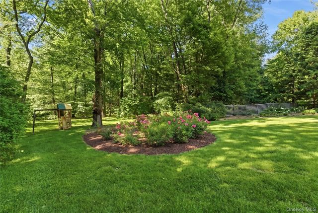 78 Old Church Lane, Pound Ridge, NY 10576