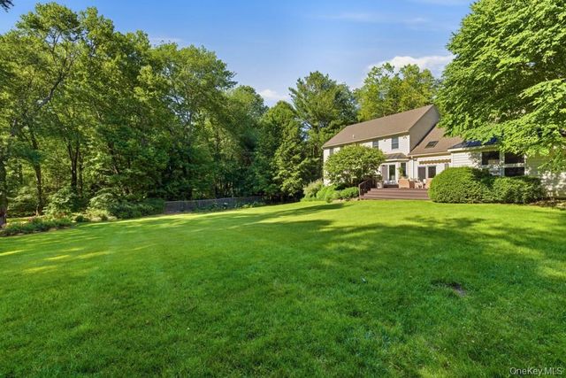 78 Old Church Lane, Pound Ridge, NY 10576