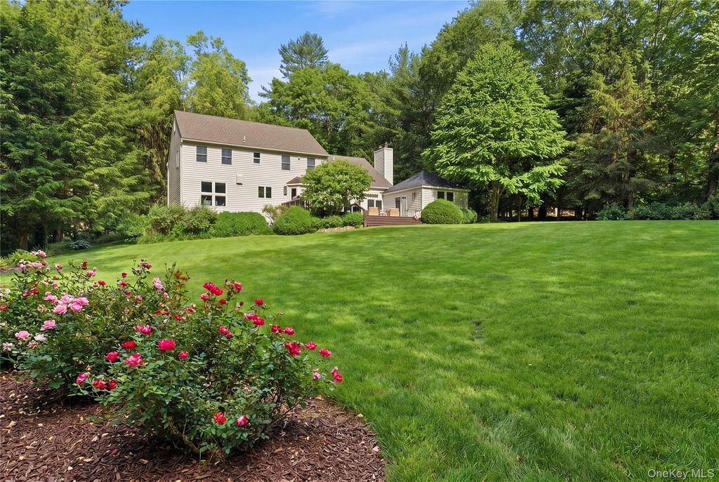 78 Old Church Lane, Pound Ridge, NY 10576