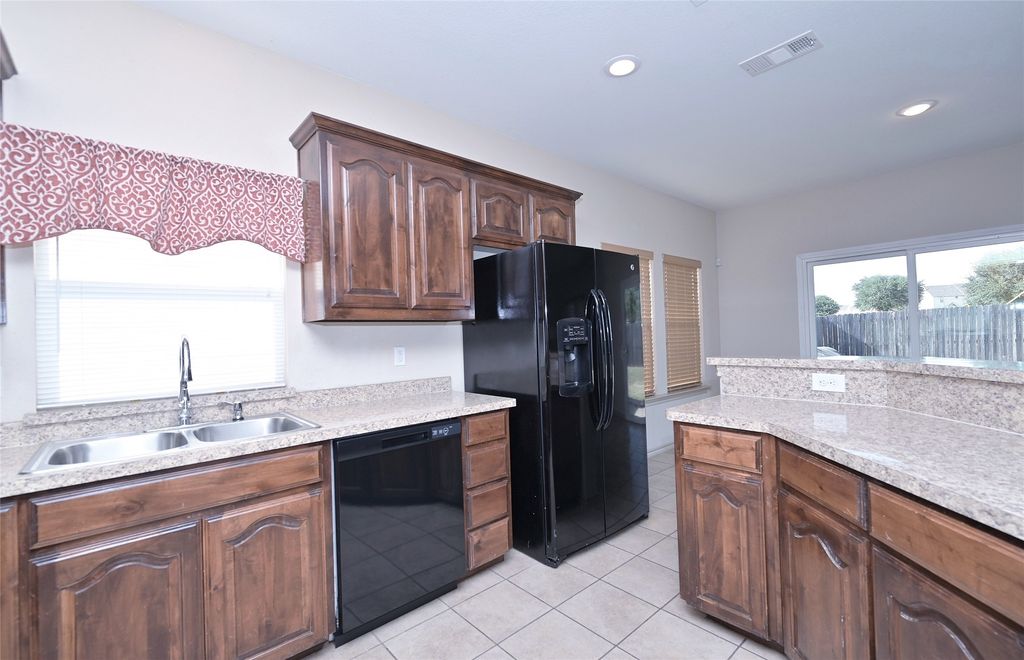5300 Britton Ridge Lane, Fort Worth, TX 76179 — photo 4