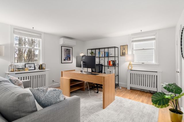 27 Warwick St, Quincy, MA 02171